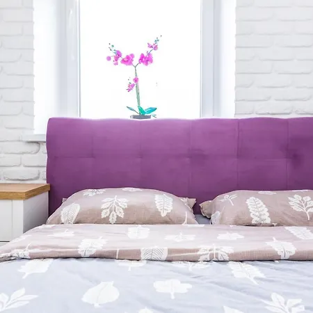 смарт біля жд вокзалу на городоцькій 149