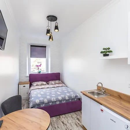 смарт біля жд вокзалу на городоцькій 149