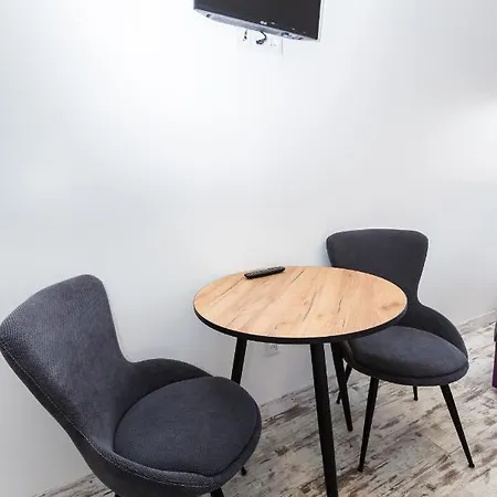 смарт біля жд вокзалу на городоцькій 149 Lejlighed