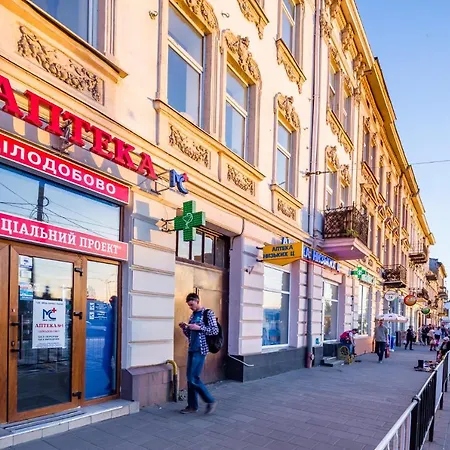 смарт біля жд вокзалу на городоцькій * Lviv