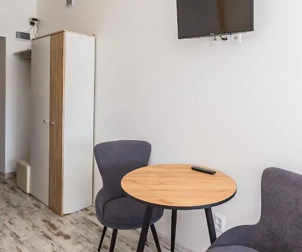 смарт біля жд вокзалу на городоцькій 149 * לבוב